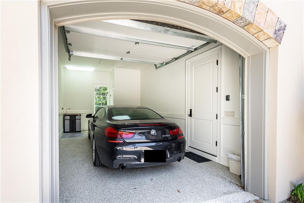 4266 Paces Ferry Road SE