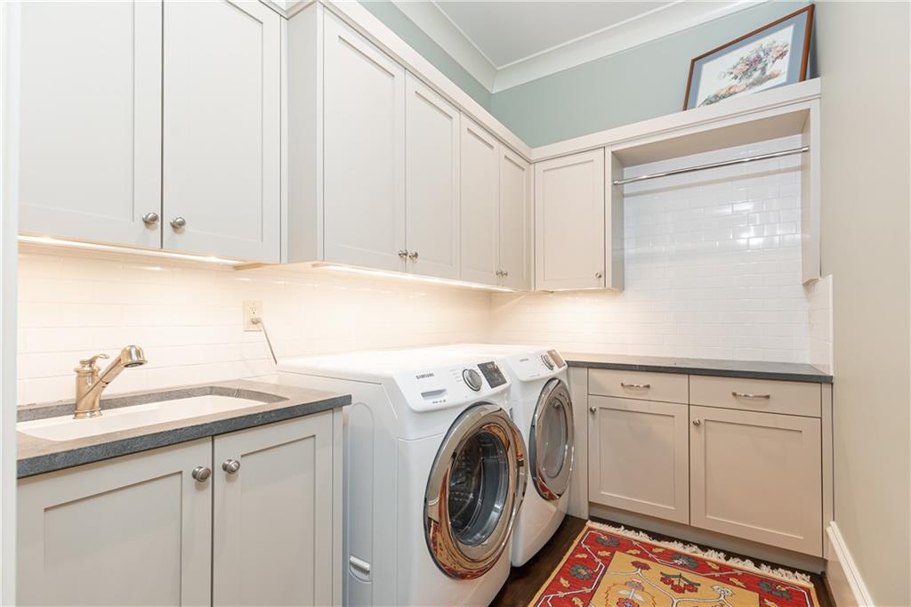 4266 Paces Ferry Road SE