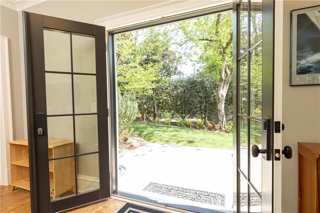 4266 Paces Ferry Road SE