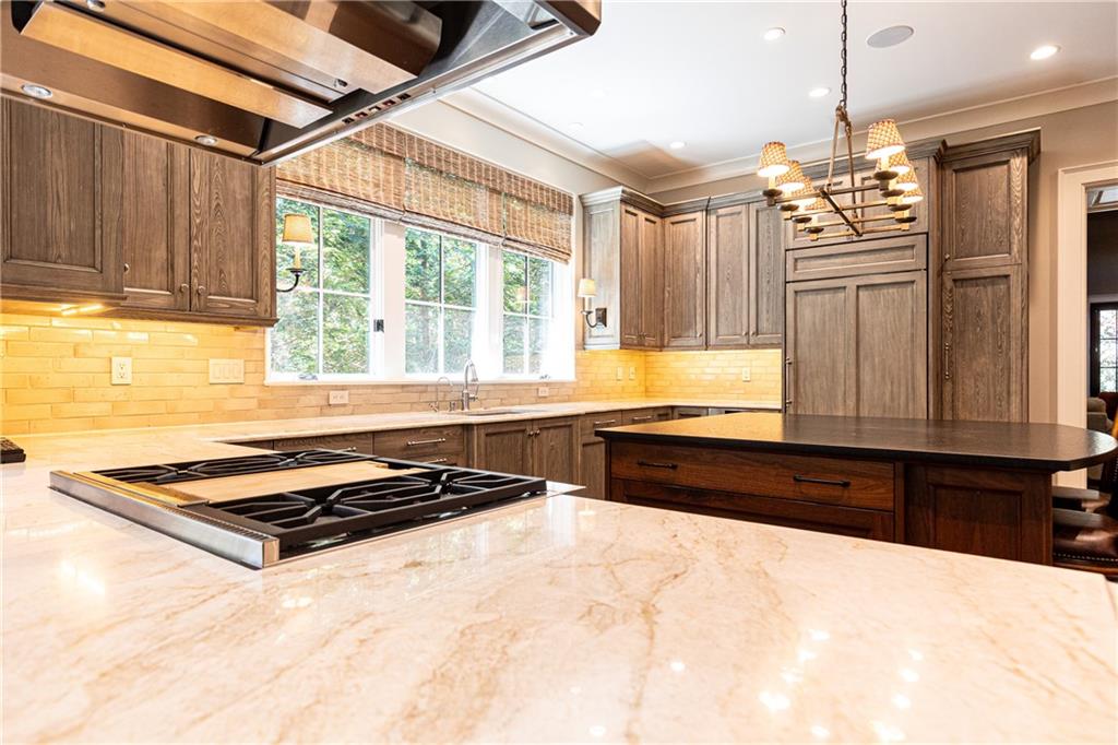 4266 Paces Ferry Road SE