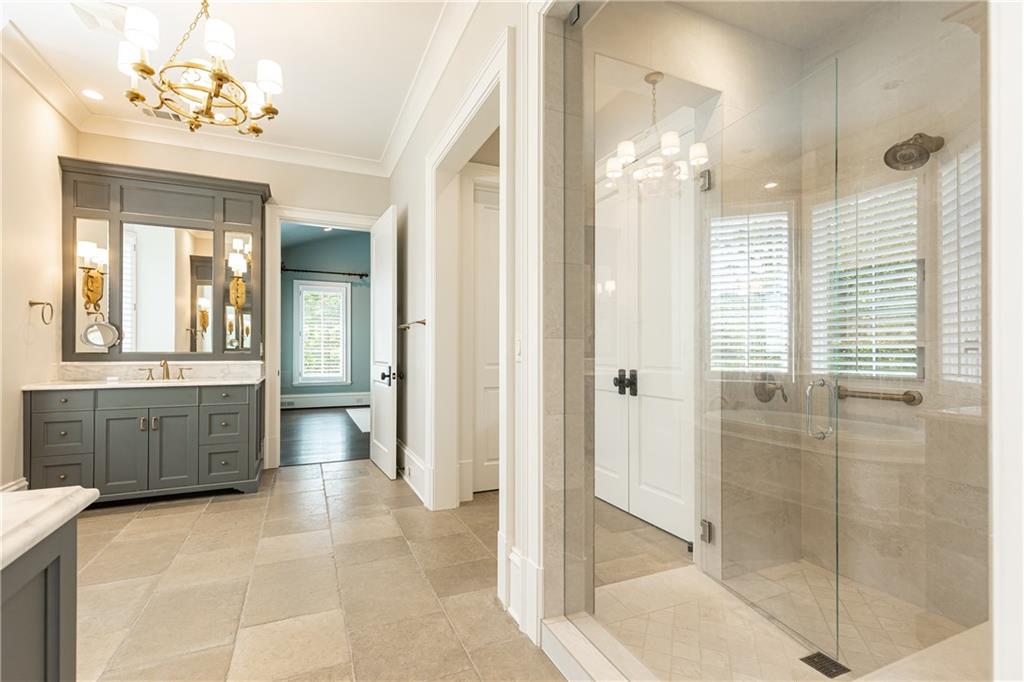 4266 Paces Ferry Road SE