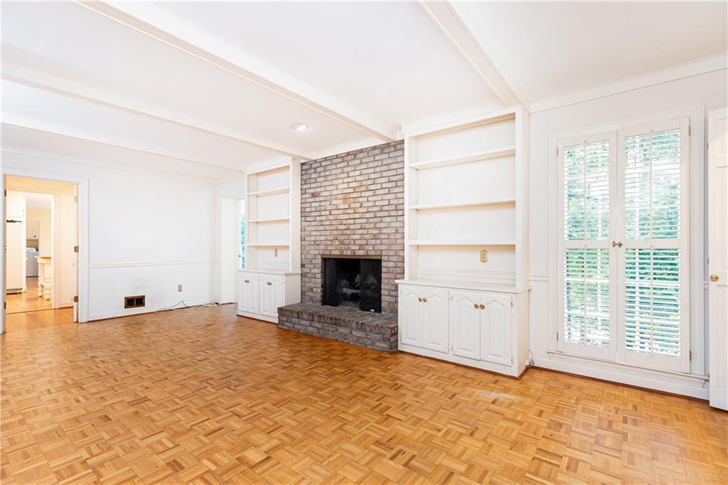 5287 Vernon Lake Drive