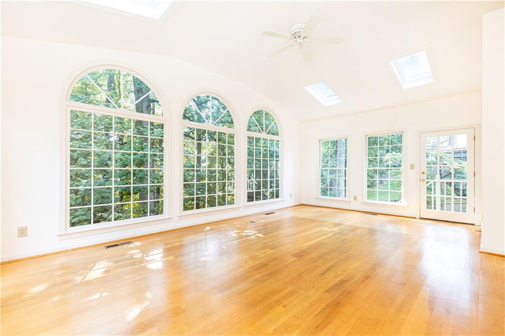 5287 Vernon Lake Drive