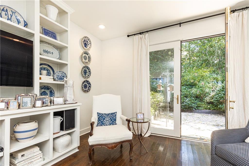 716 Mill Walk