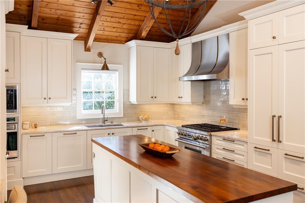 2900 Bakers Farm Road