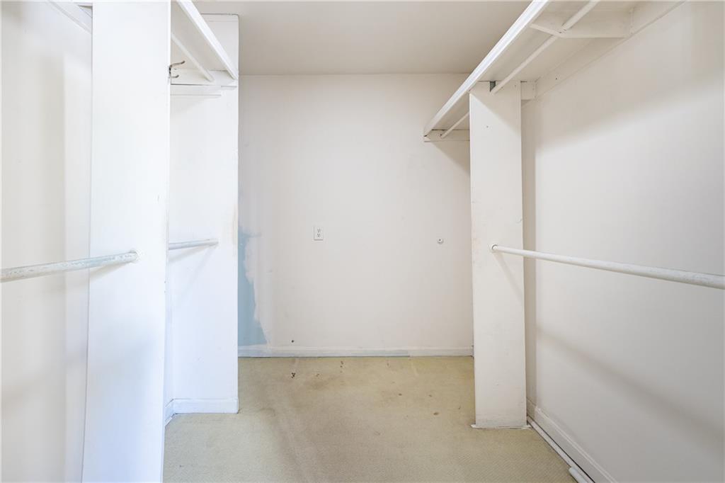 650 Moores Mill Road Square Unit 27