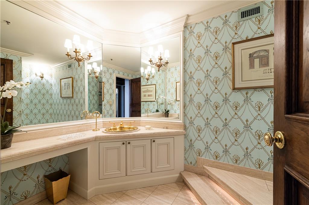 2660 Peachtree Road NW Unit 37G