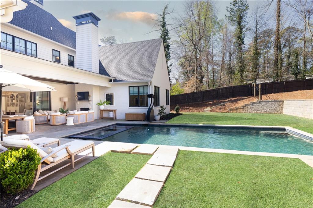 4580 Peachtree Dunwoody Road