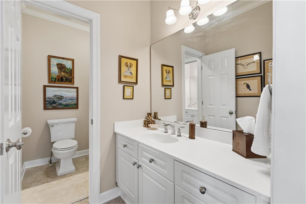 2128 Lucerne Lane