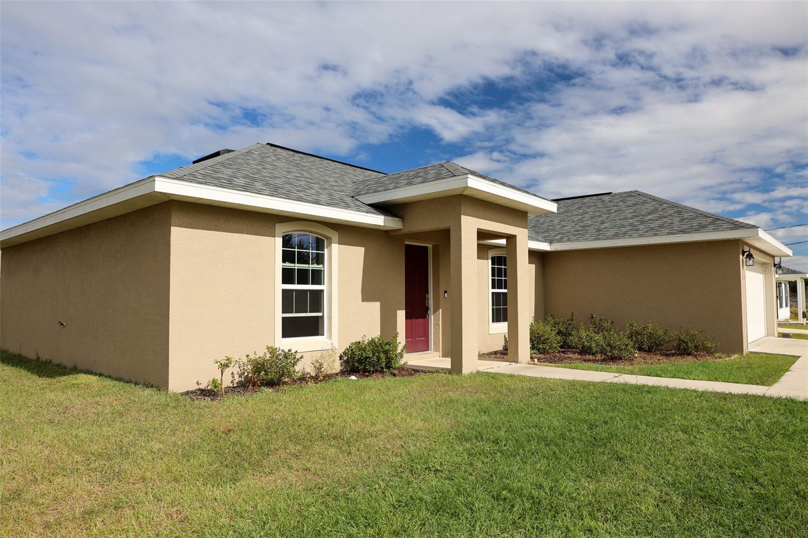 27 WALNUT PL
