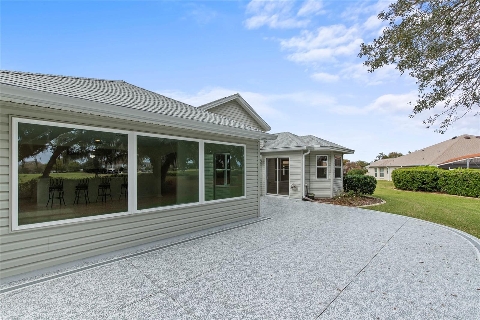 3247 PALATINE CT