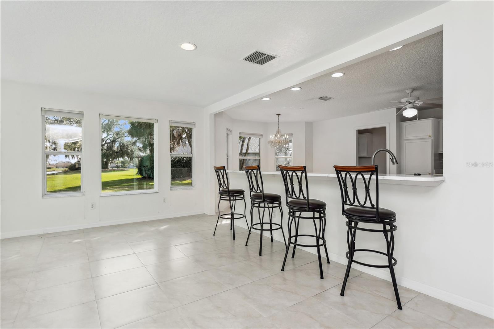 3247 PALATINE CT