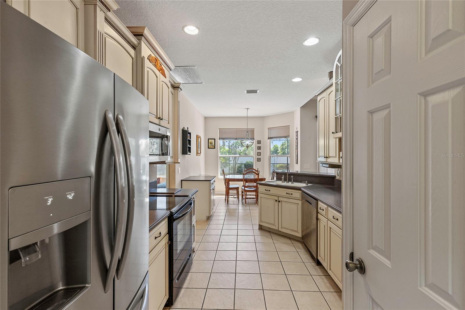 13926 WELLINGTON LANE
