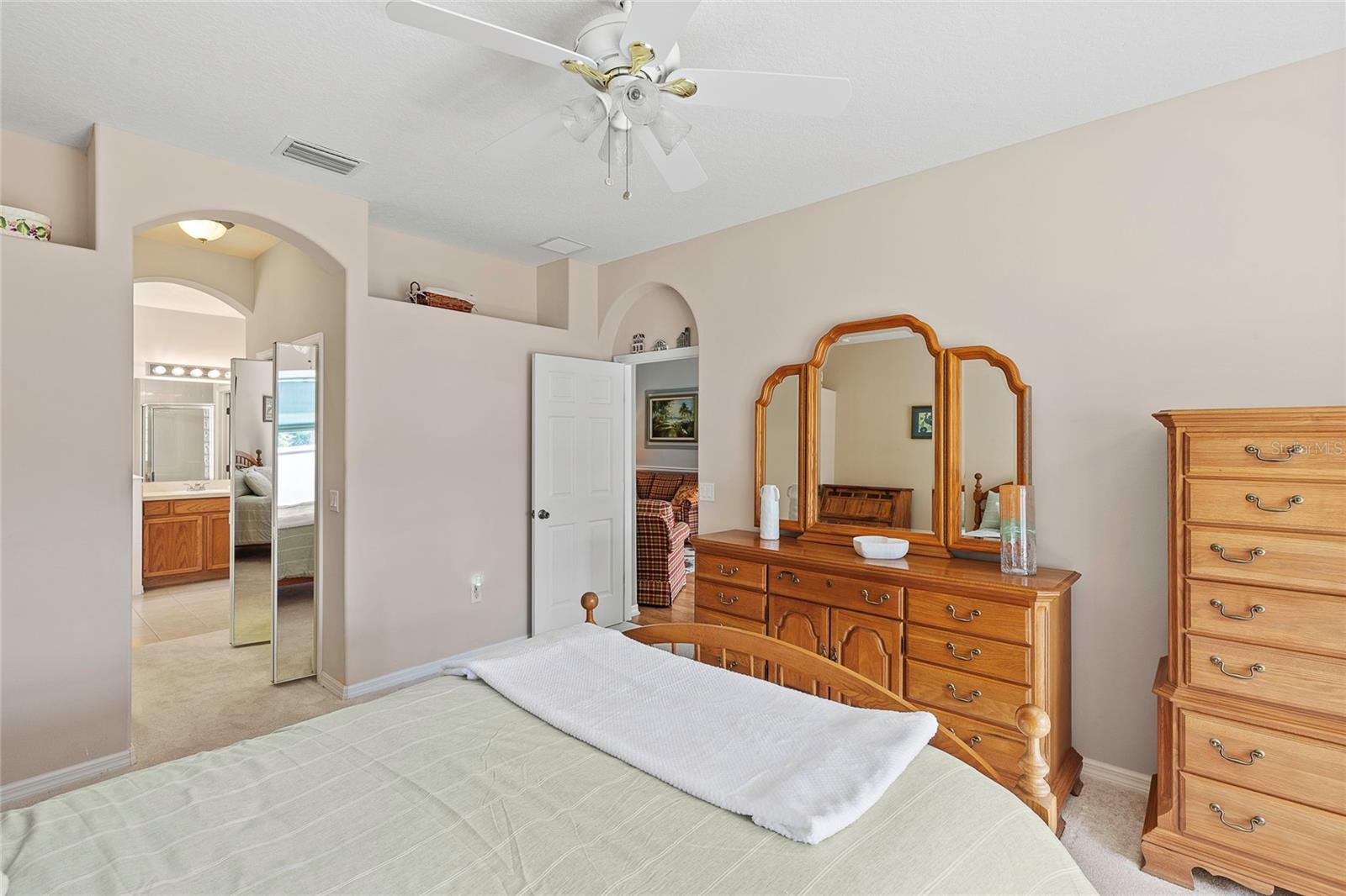 13926 WELLINGTON LANE