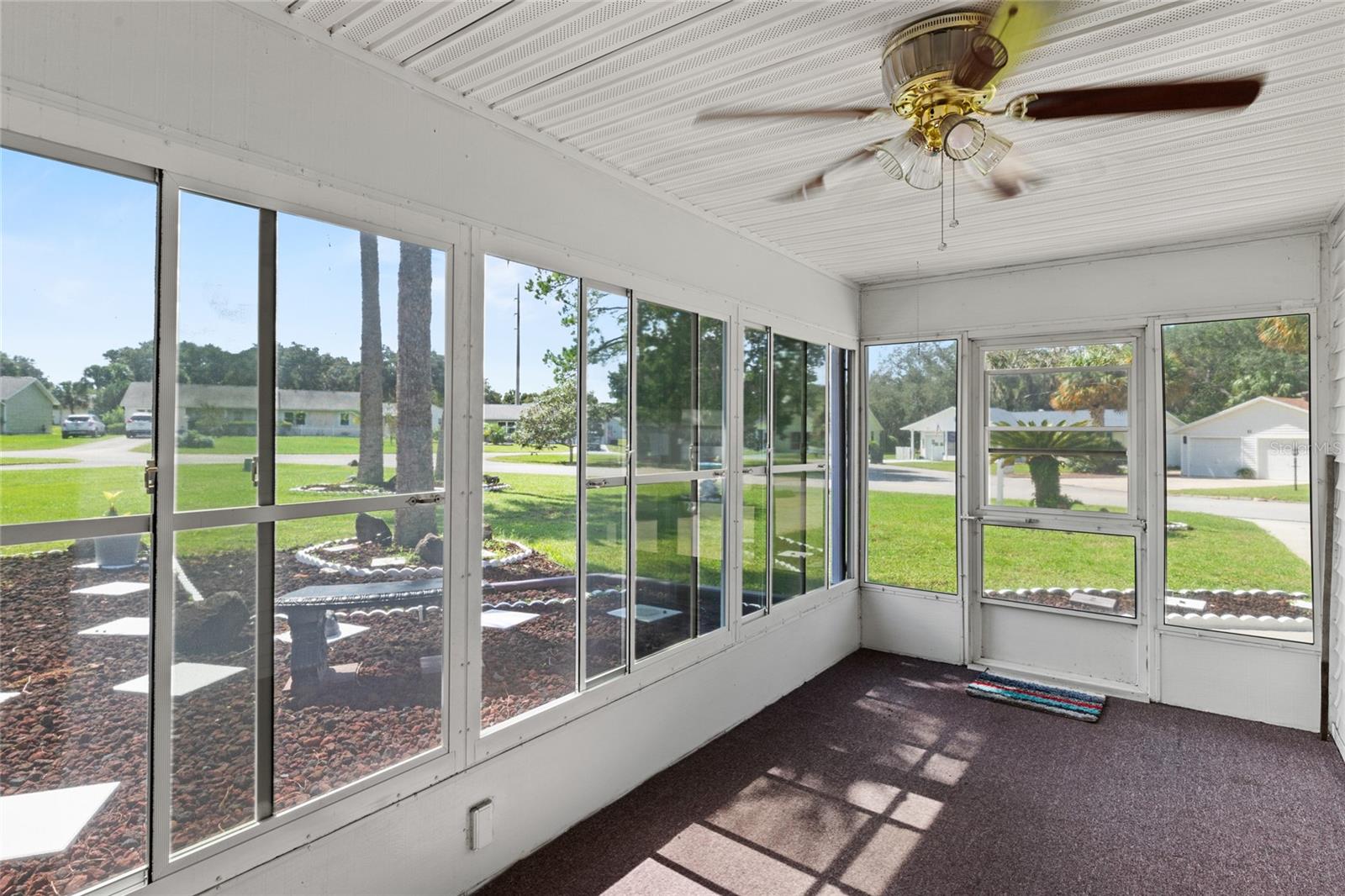 54 ABERDEEN CIR
