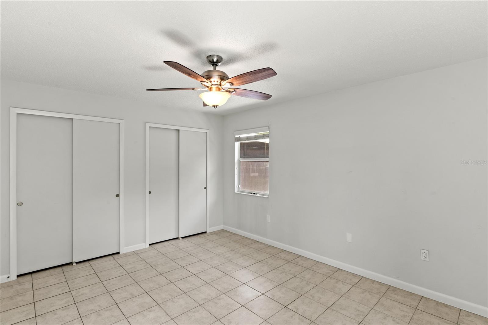 54 ABERDEEN CIR
