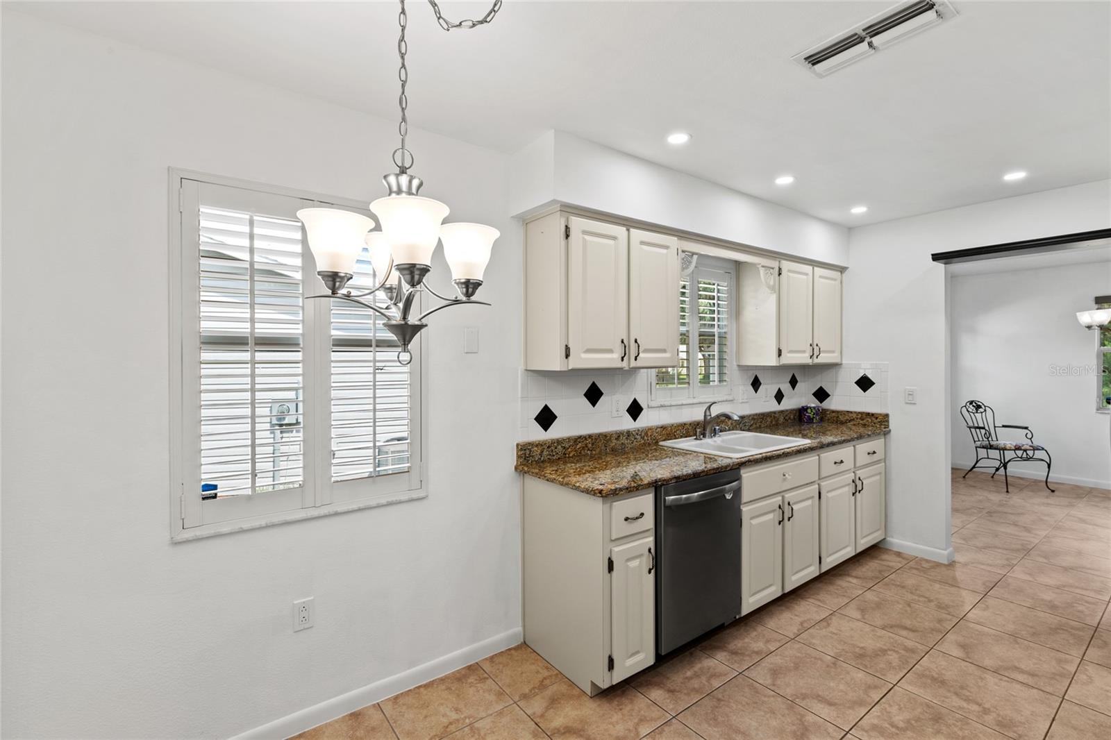 54 ABERDEEN CIR