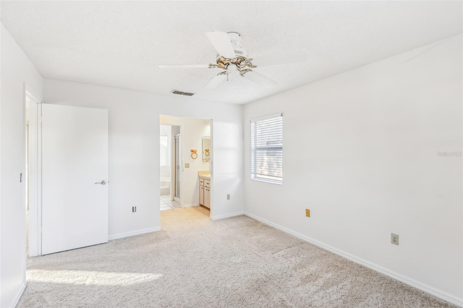 1438 NEW ABBEY AVE