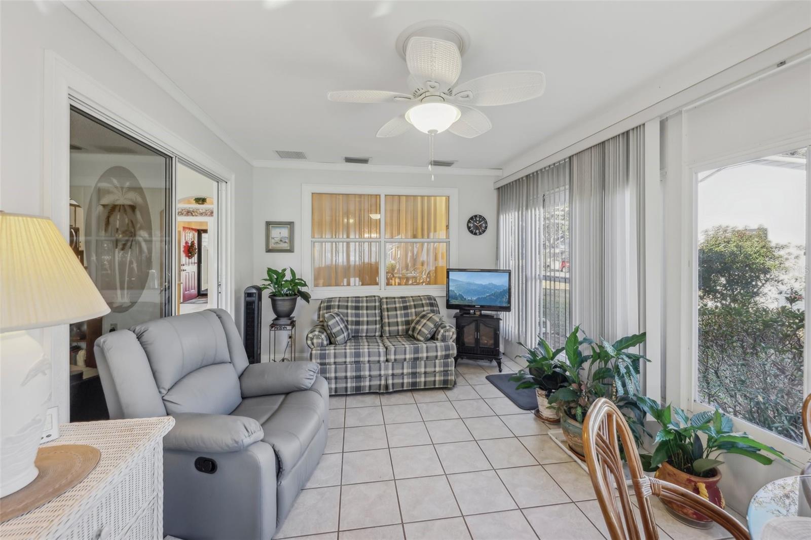 1511 NEW ABBEY AVE