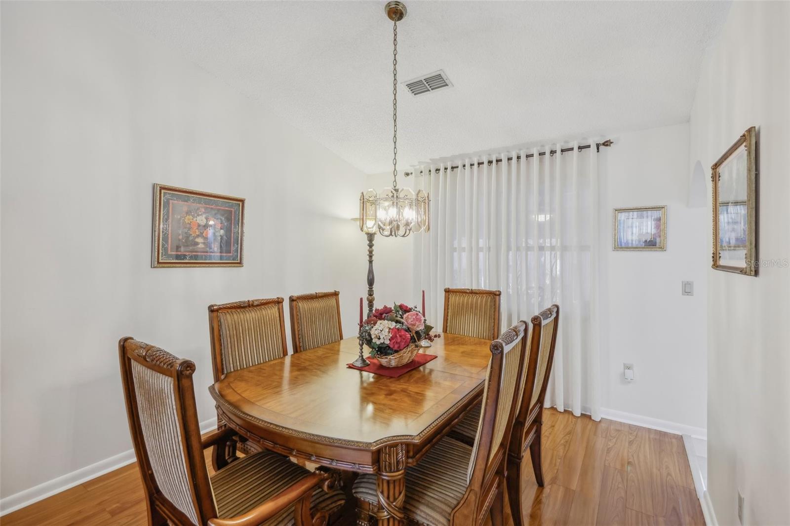 1511 NEW ABBEY AVE