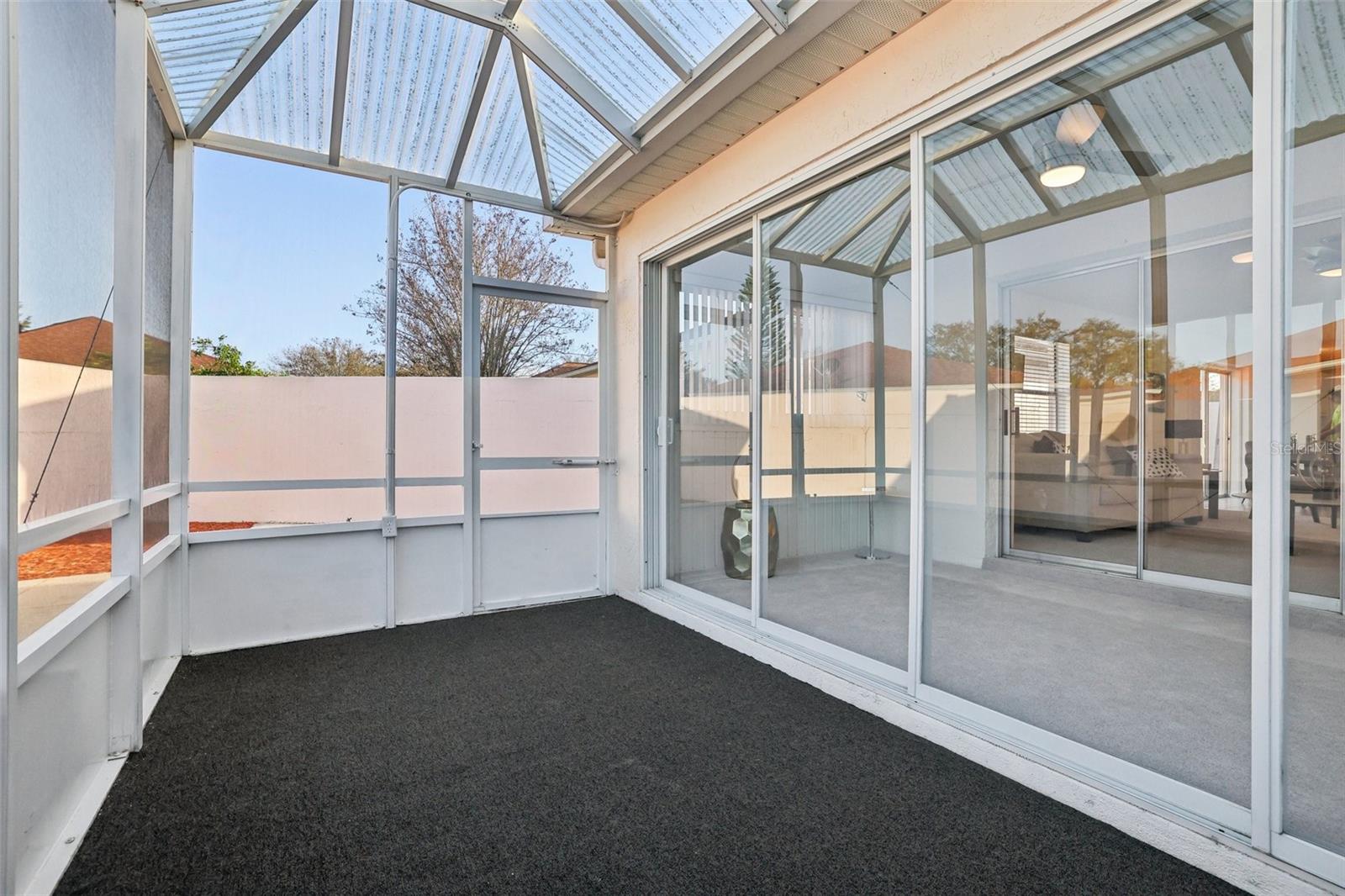 731 HERNANDEZ DR