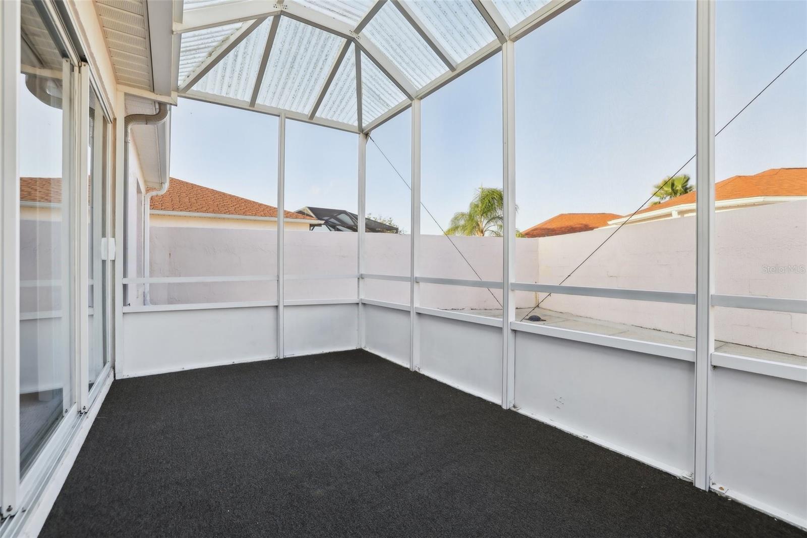 731 HERNANDEZ DR