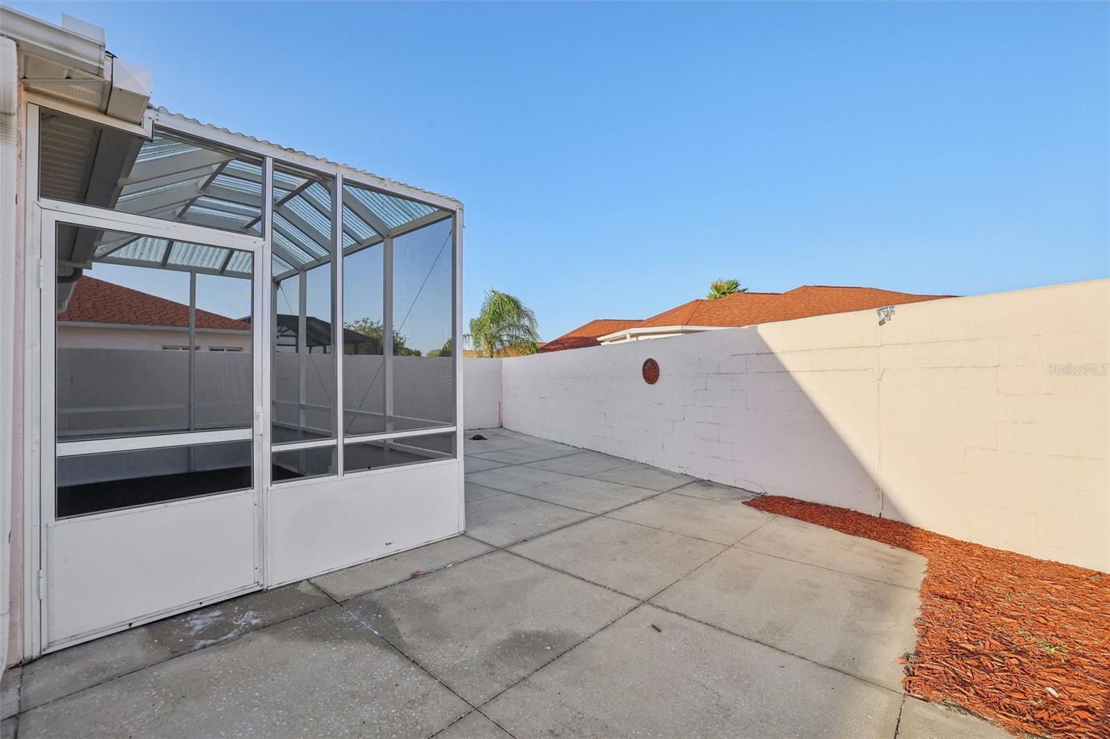 731 HERNANDEZ DR
