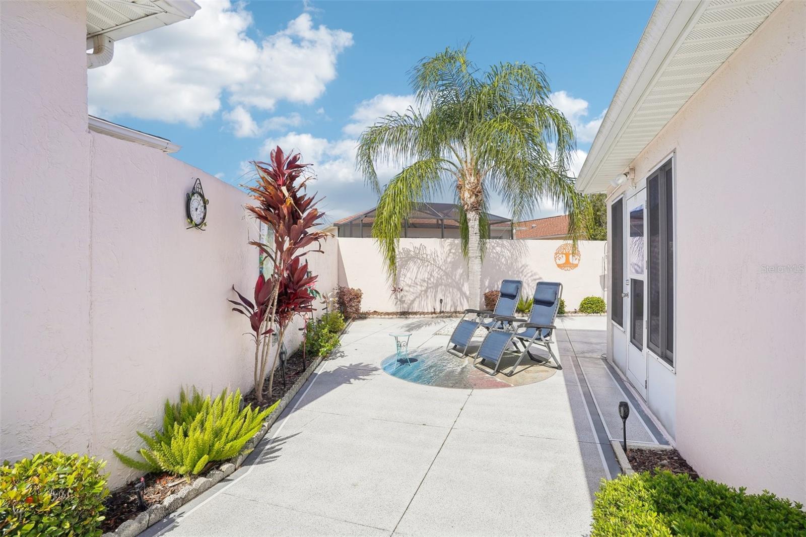 732 RAMIREZ AVE