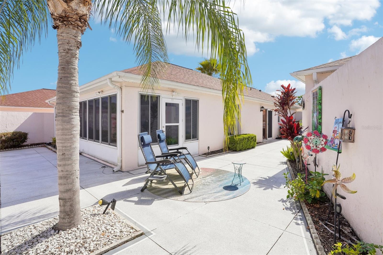 732 RAMIREZ AVE