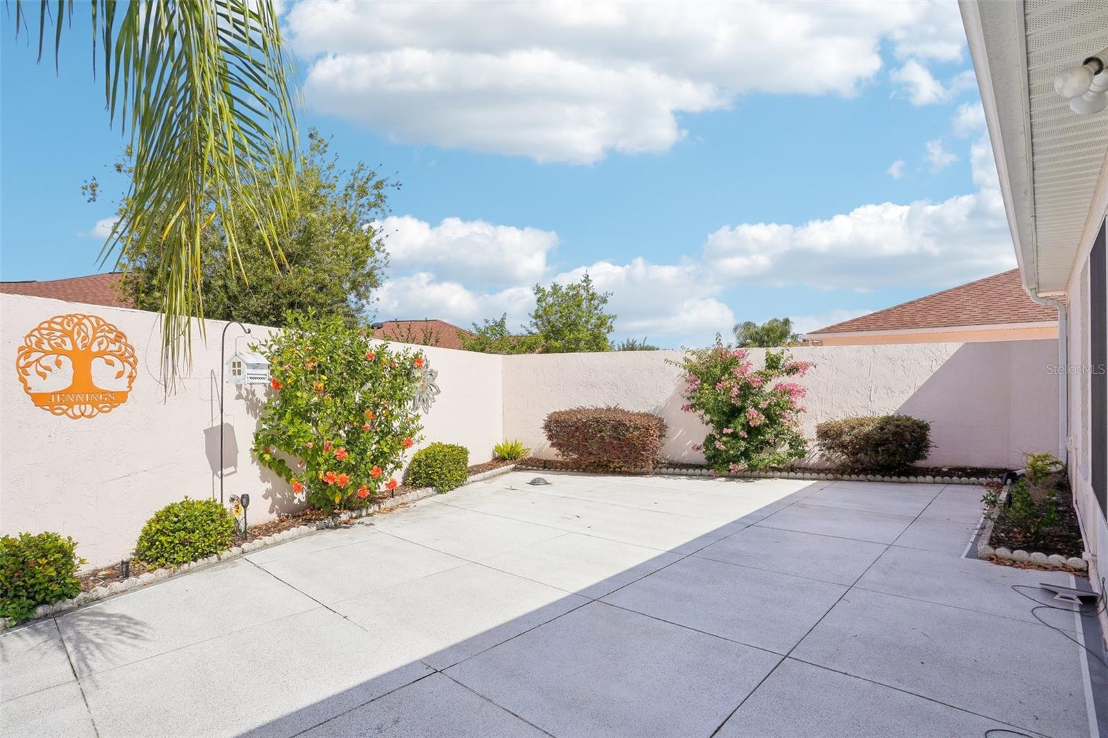 732 RAMIREZ AVE