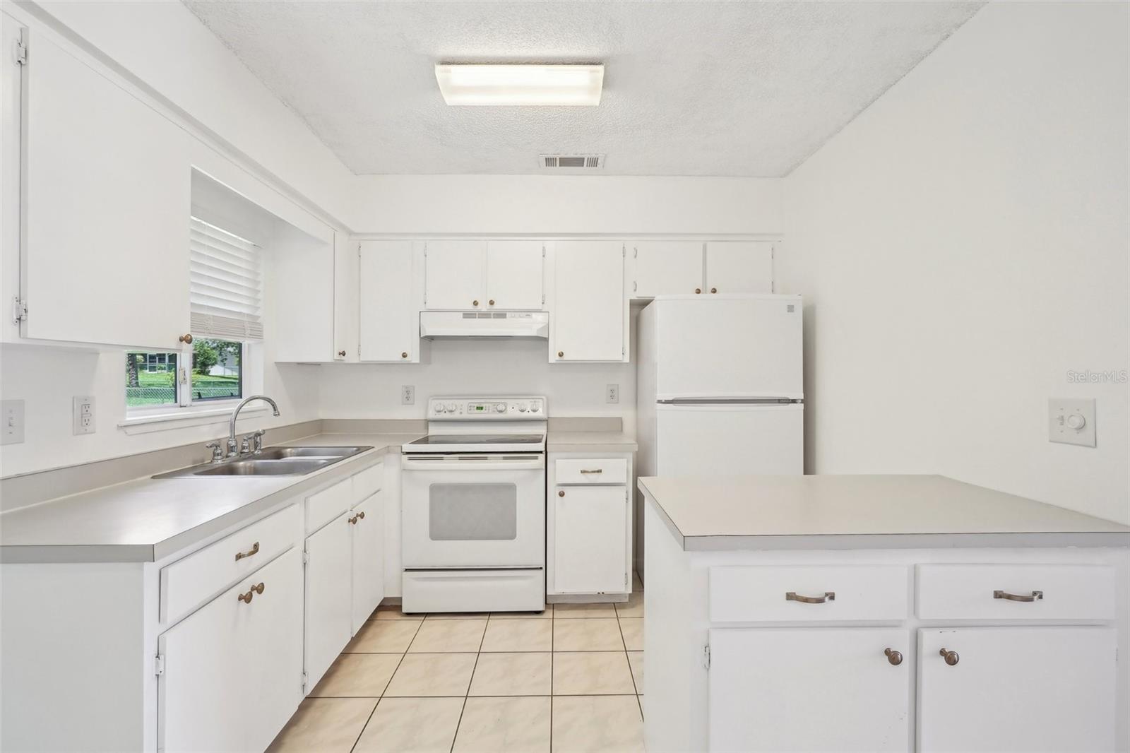 11214 SW 77TH CT