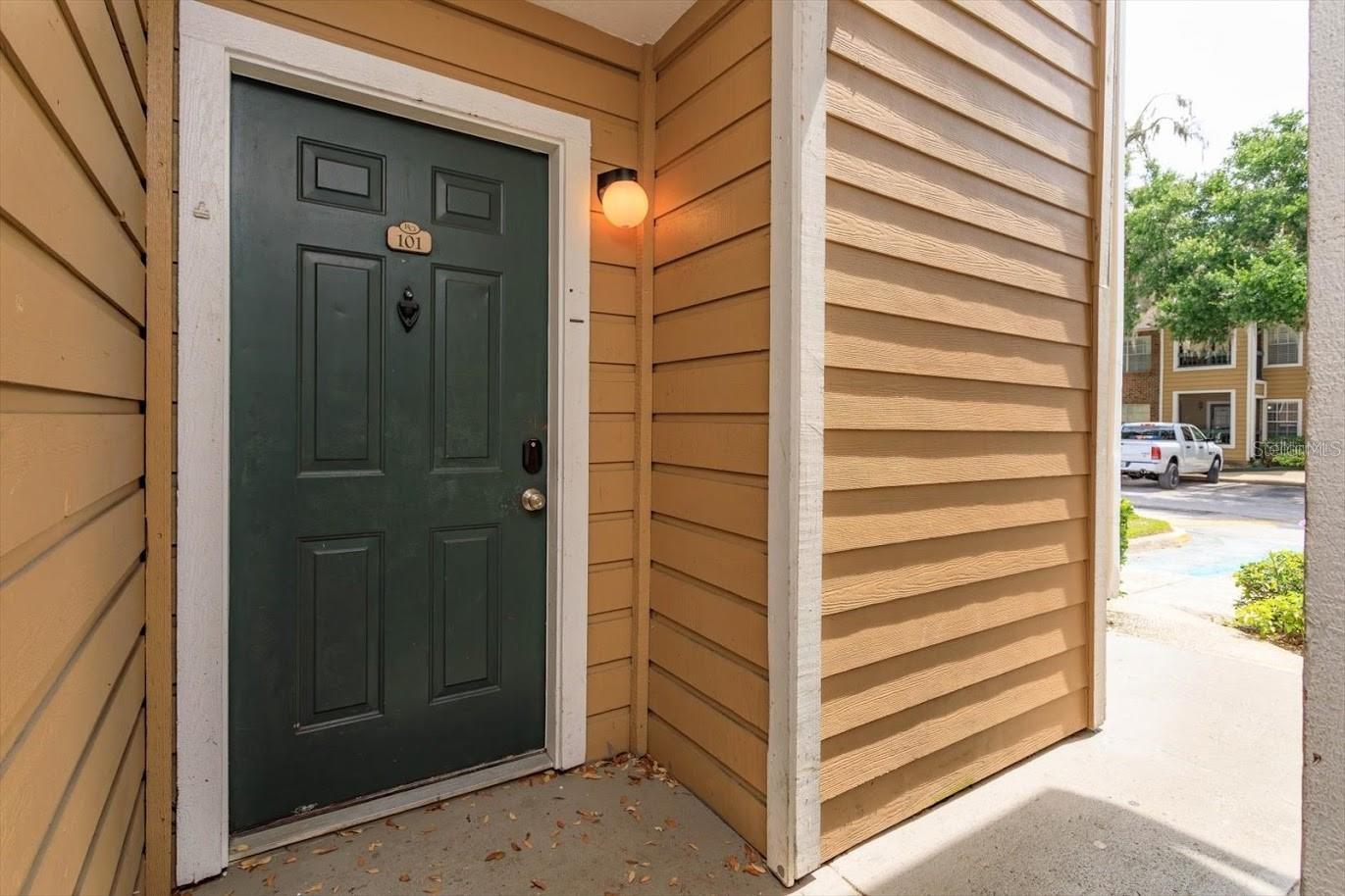 4400 THORNBRIAR LN #101A