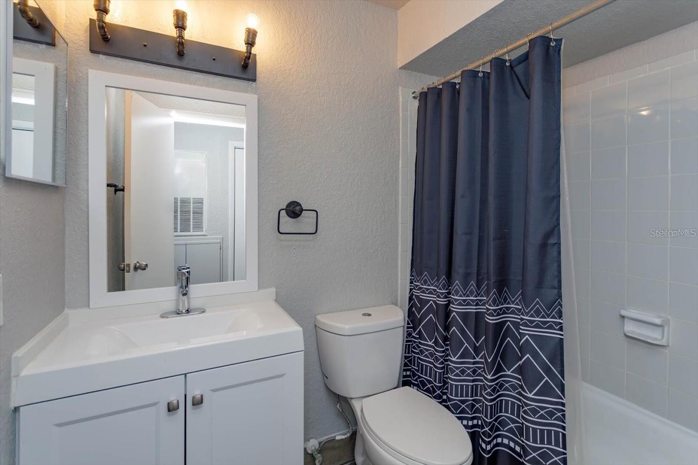 4400 THORNBRIAR LN #101A