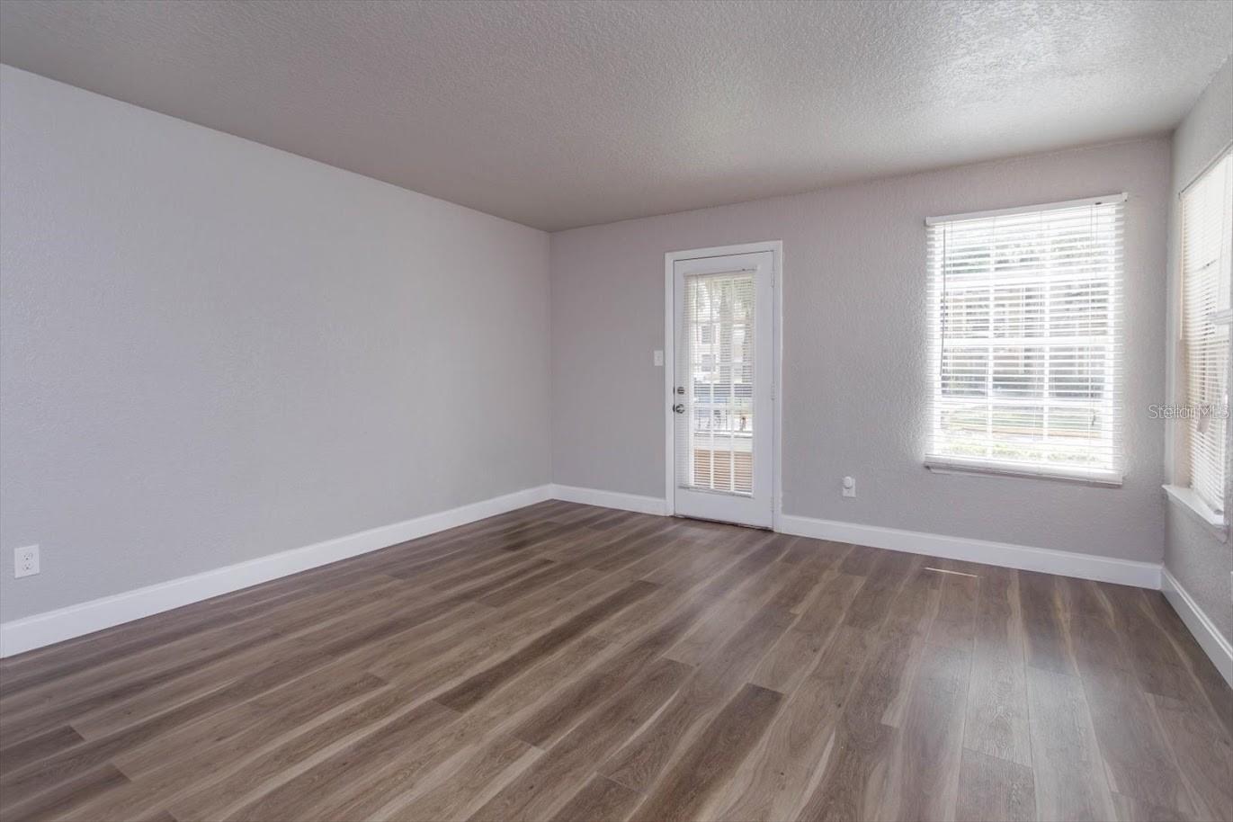 4400 THORNBRIAR LN #101A