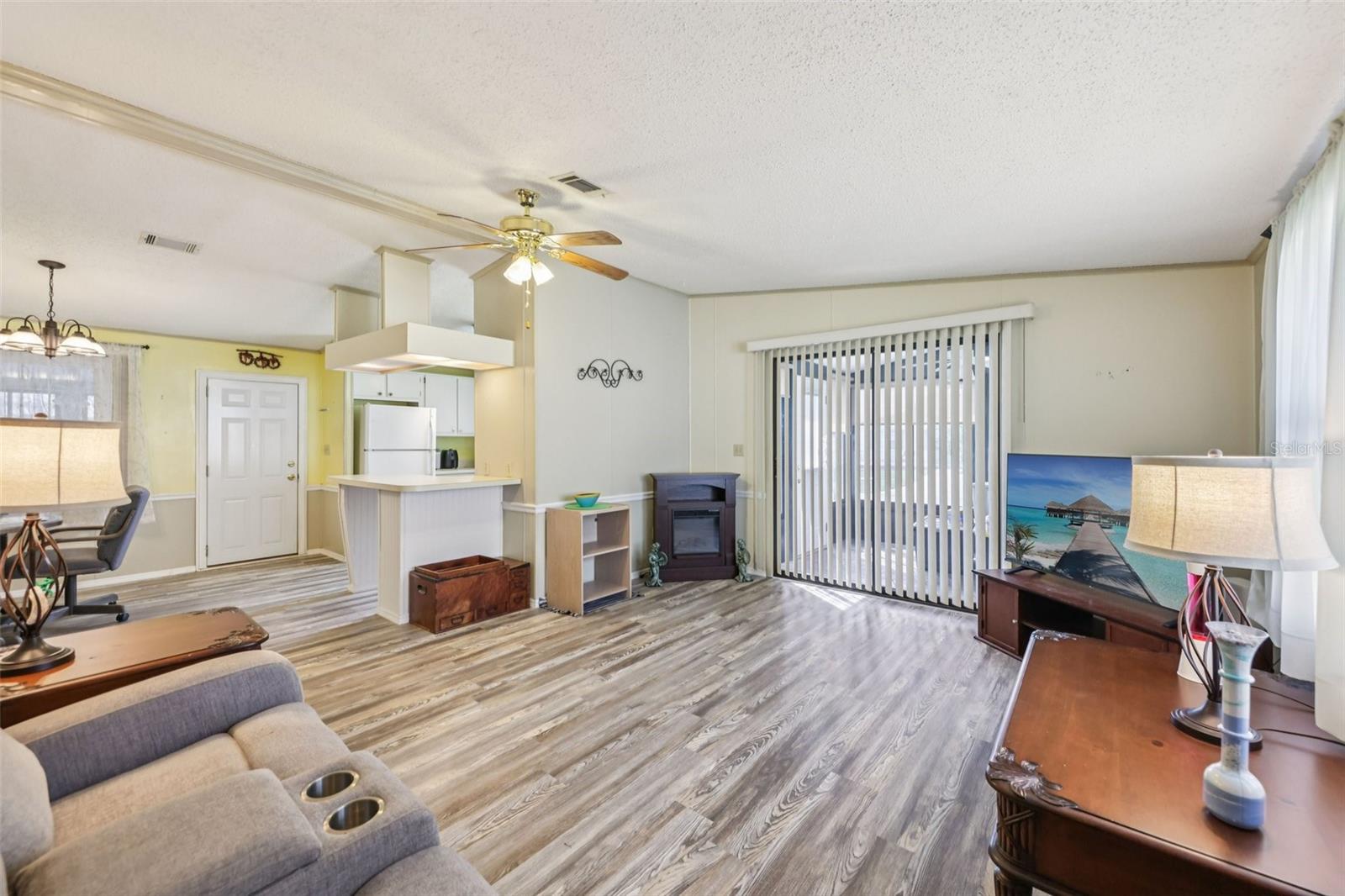 430 TARRSON BLVD