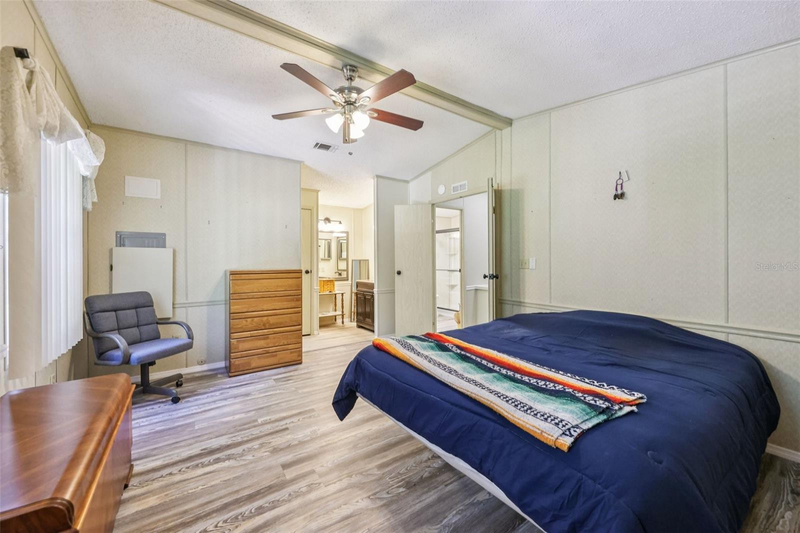430 TARRSON BLVD