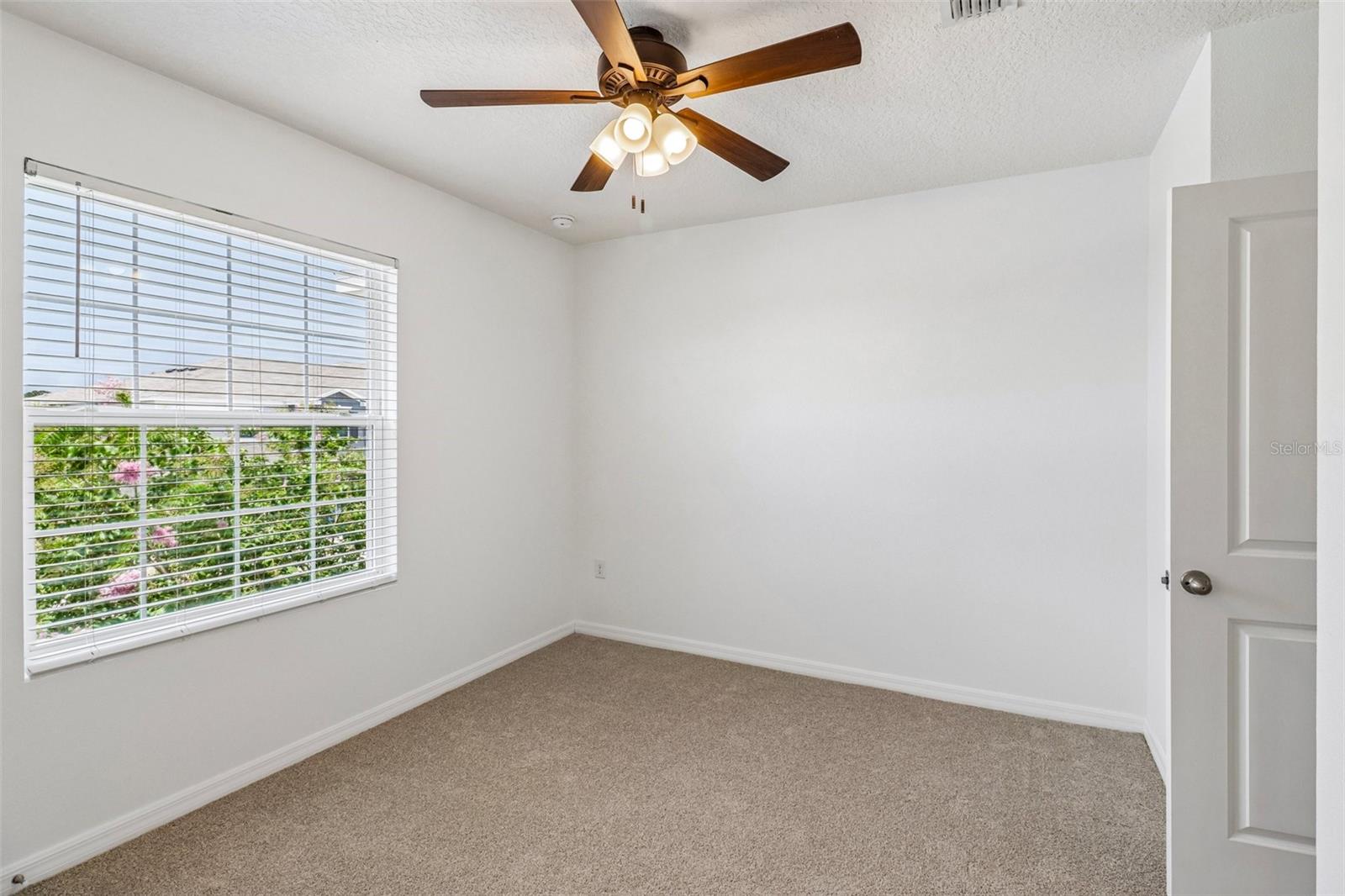 5323 LOBLOLLY LN