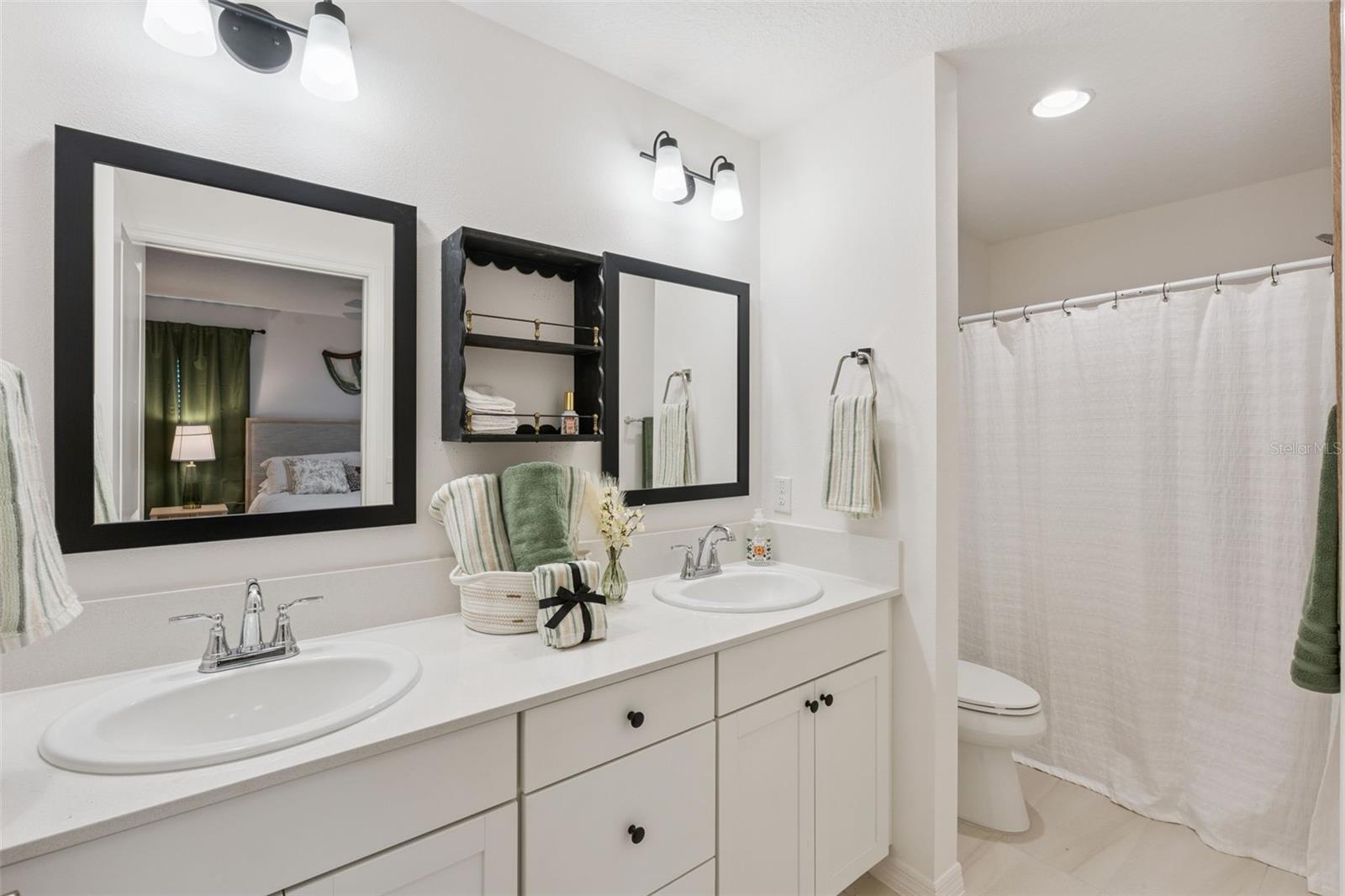 7608 DANIEL HEARNS WAY