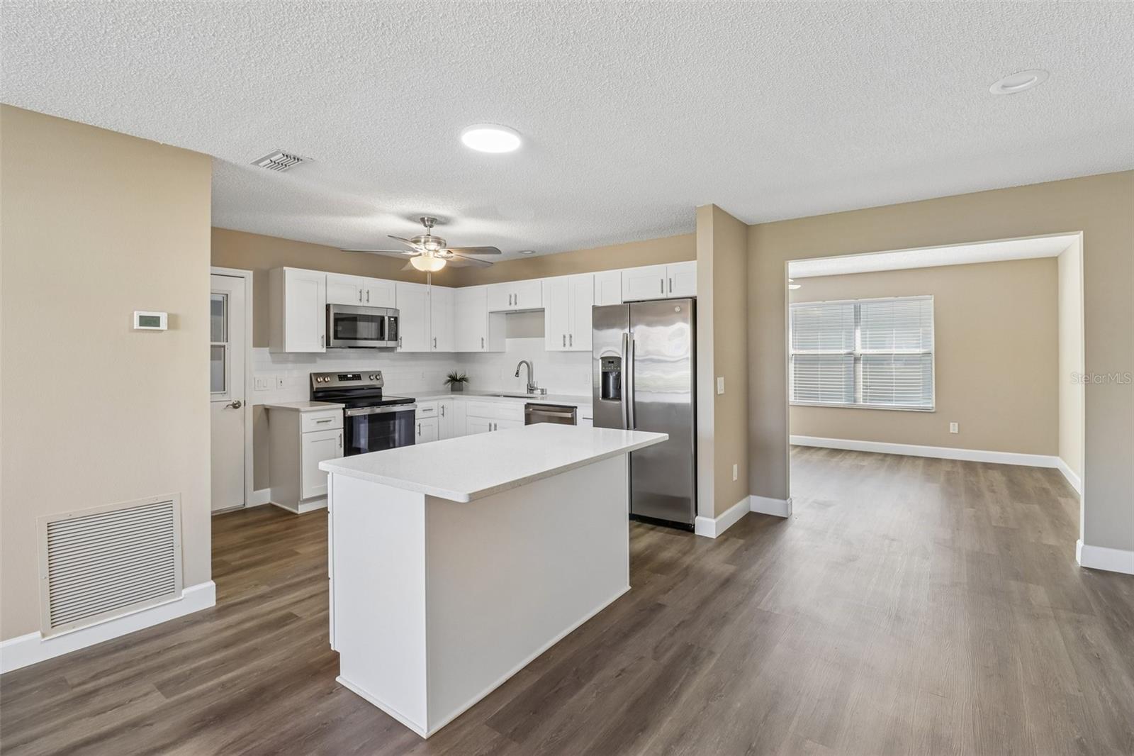 2609 SW PRIVADA DR