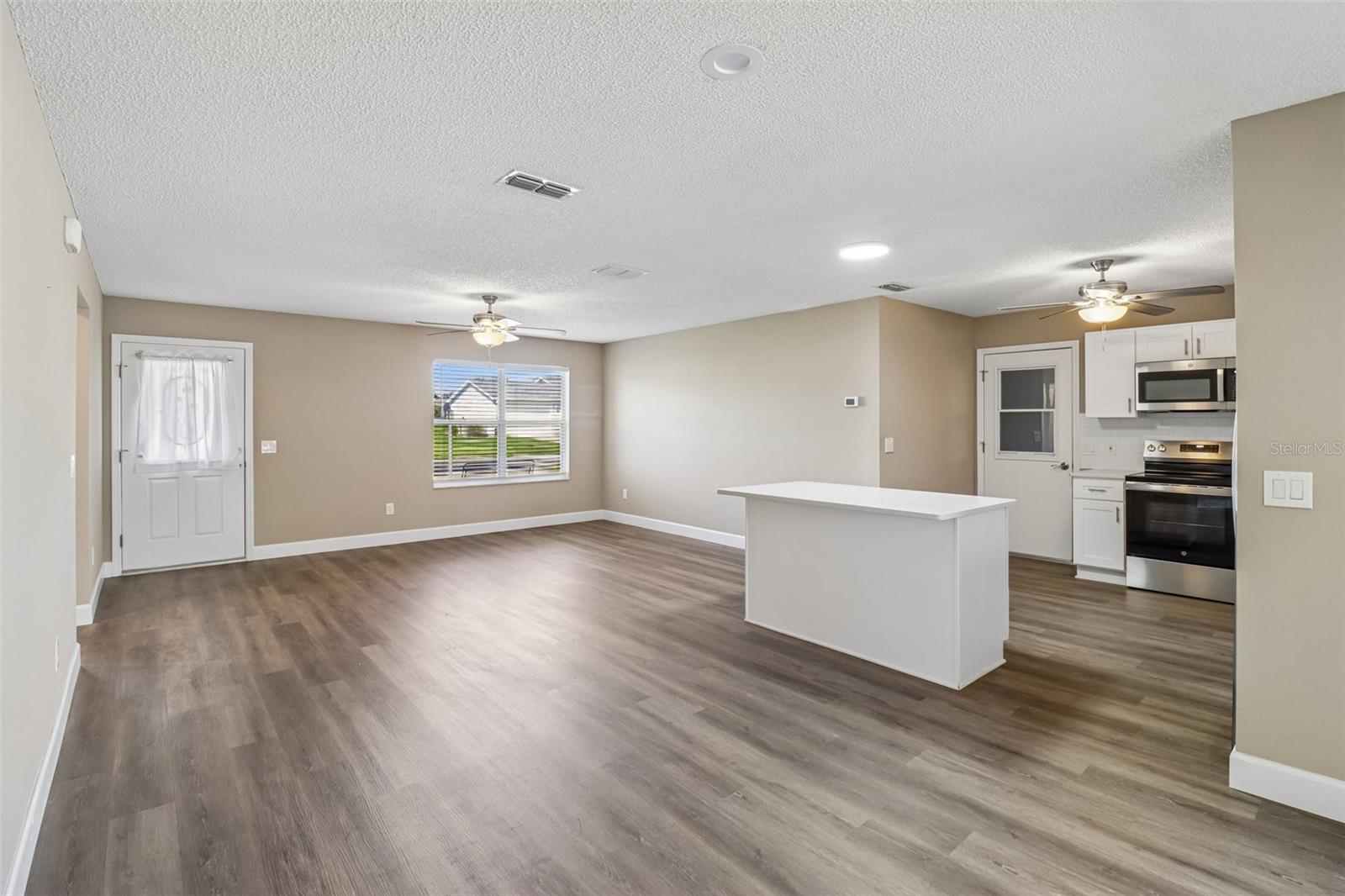 2609 SW PRIVADA DR