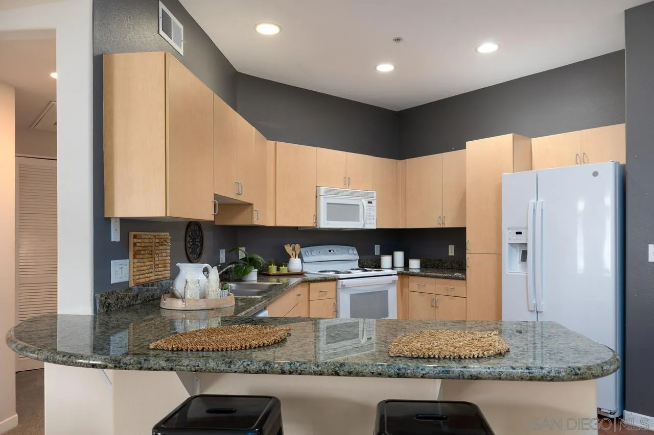 1501 Front St Unit: 640