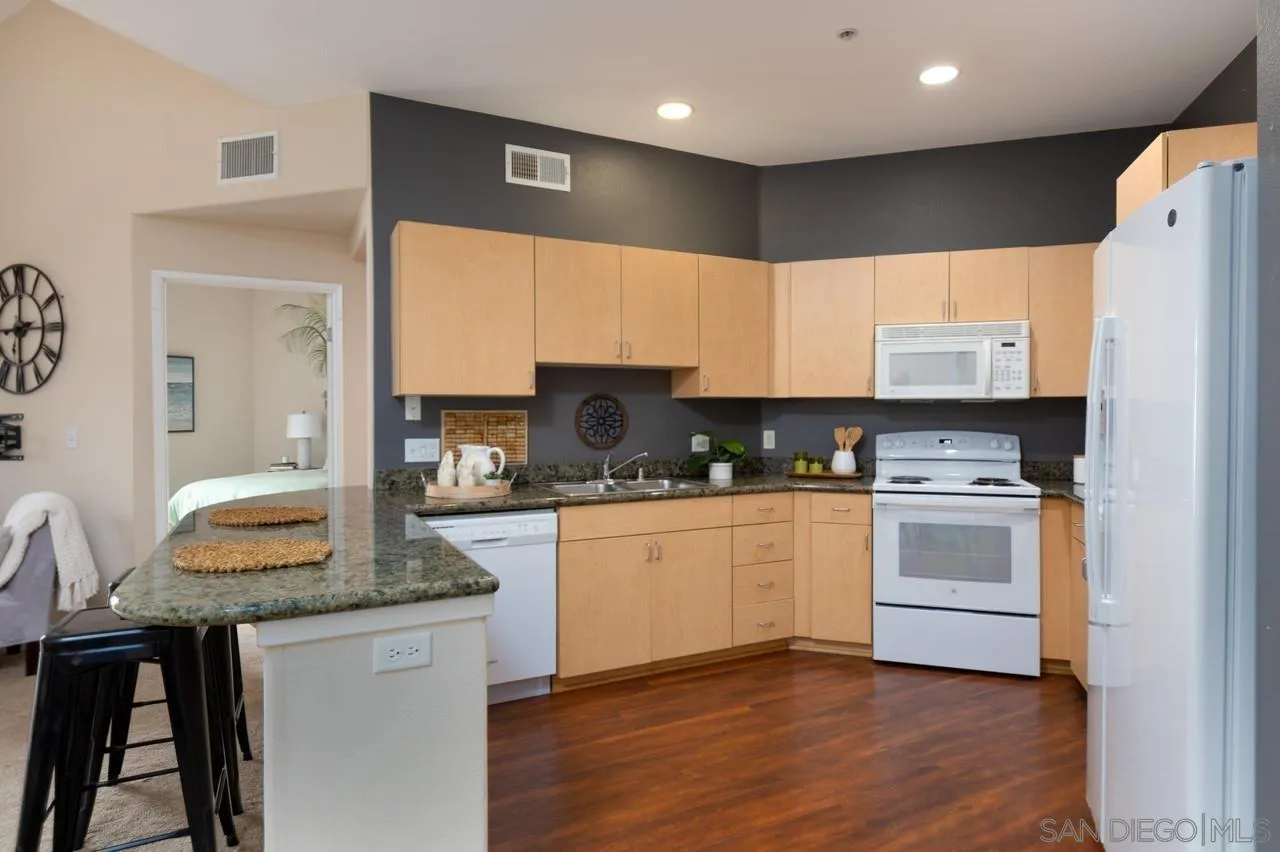 1501 Front St Unit: 640