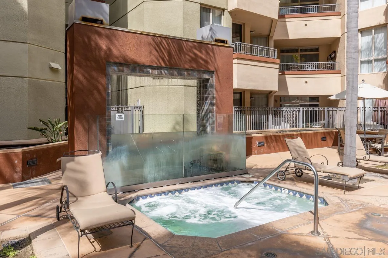1501 Front St Unit: 640
