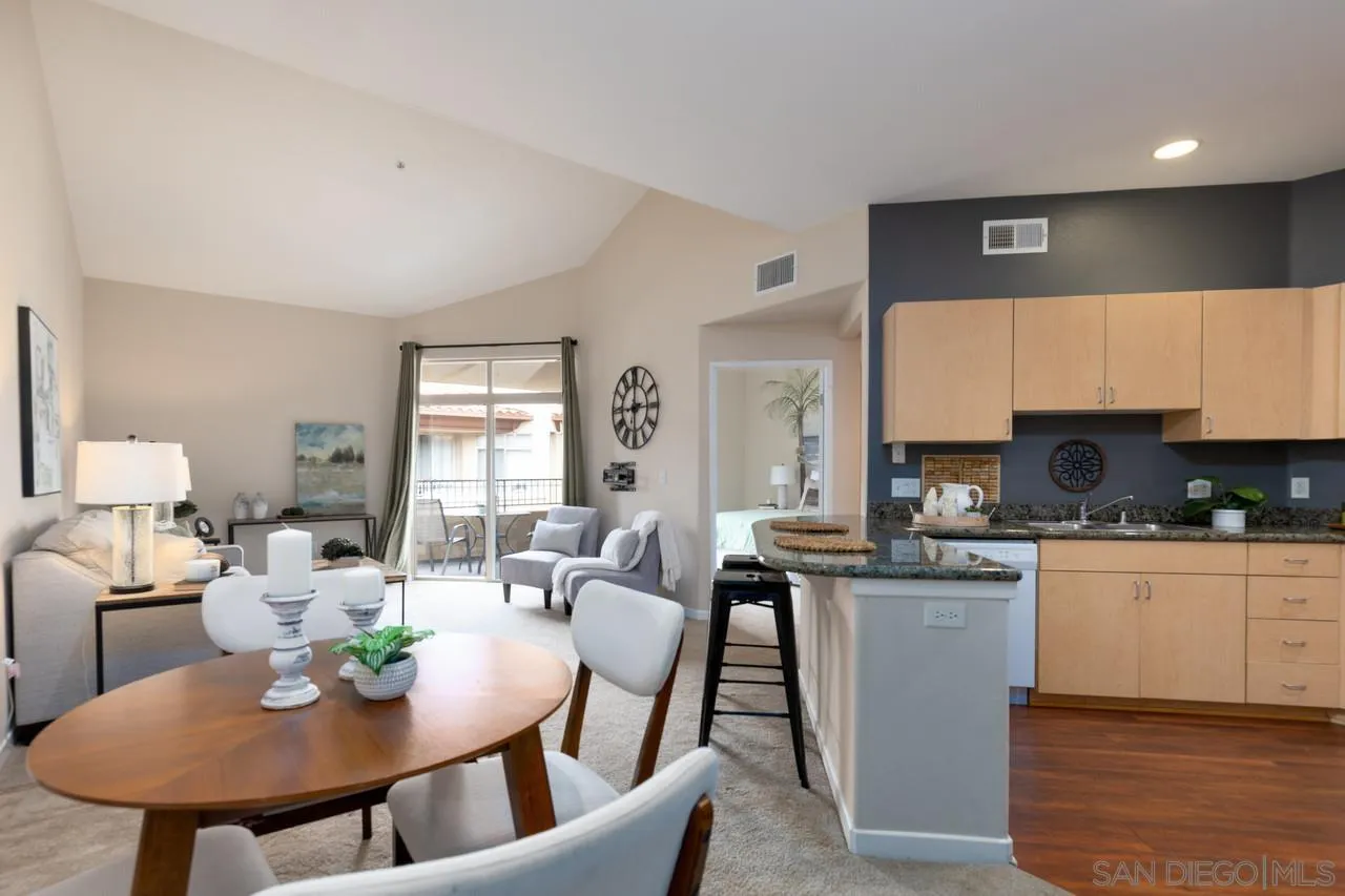 1501 Front St Unit: 640