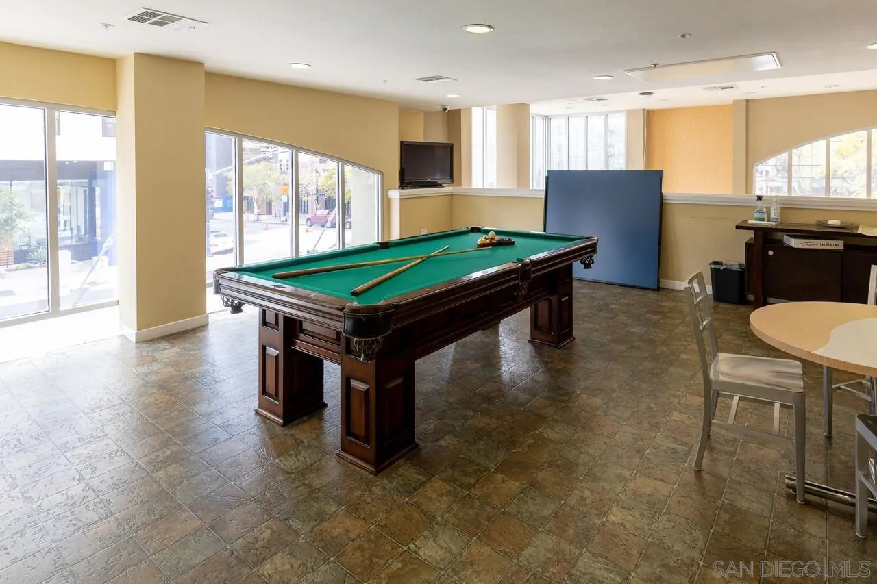 1501 Front St Unit: 640