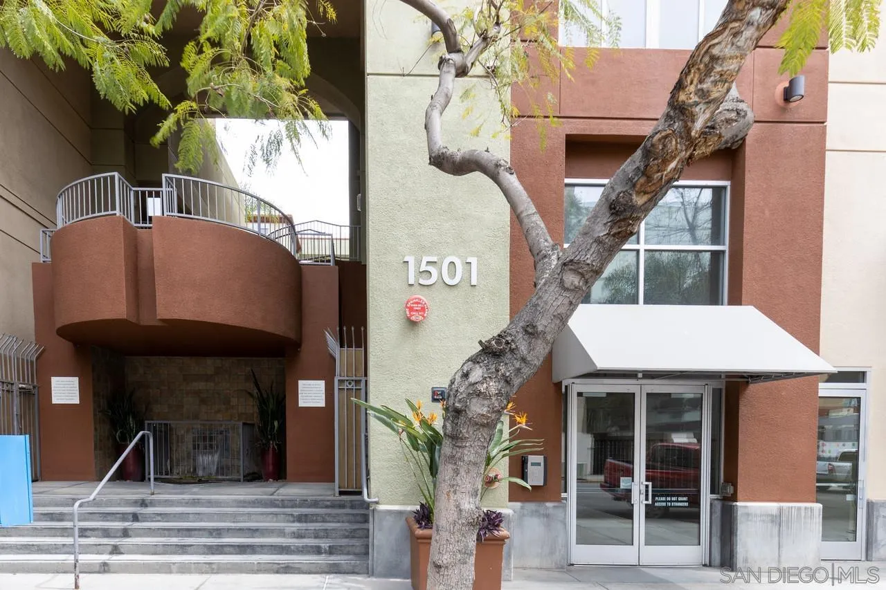 1501 Front St Unit: 640