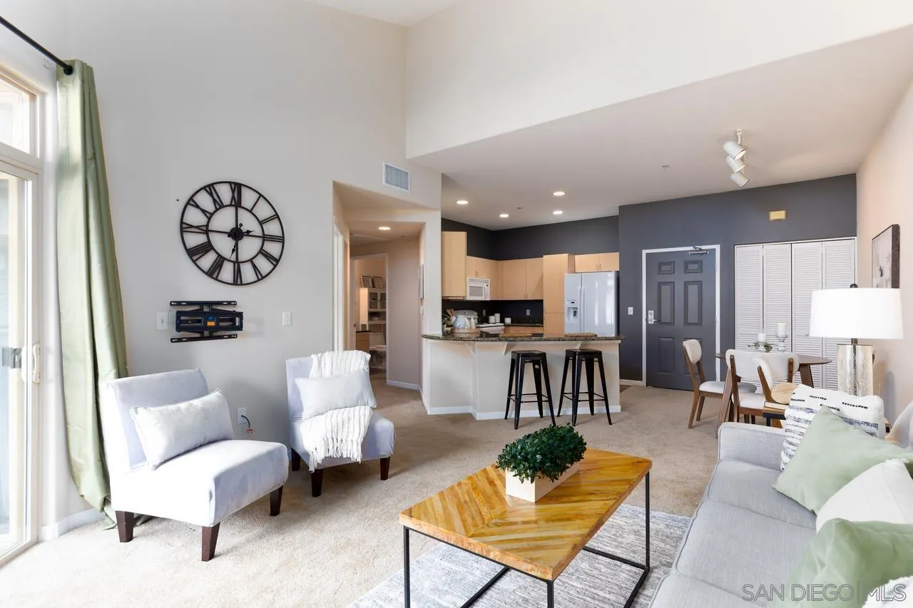 1501 Front St Unit: 640