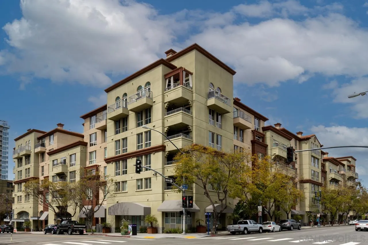 1501 Front St Unit: 640