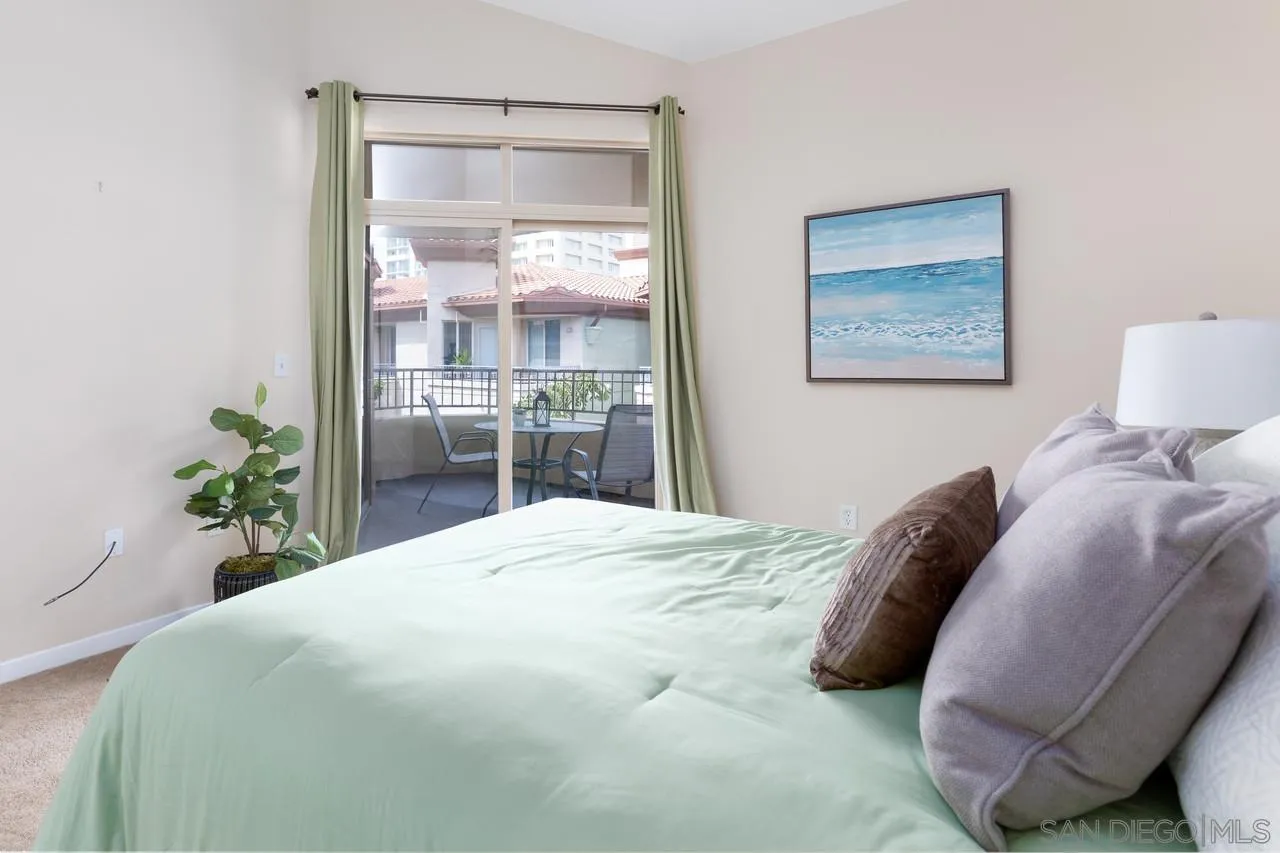 1501 Front St Unit: 640