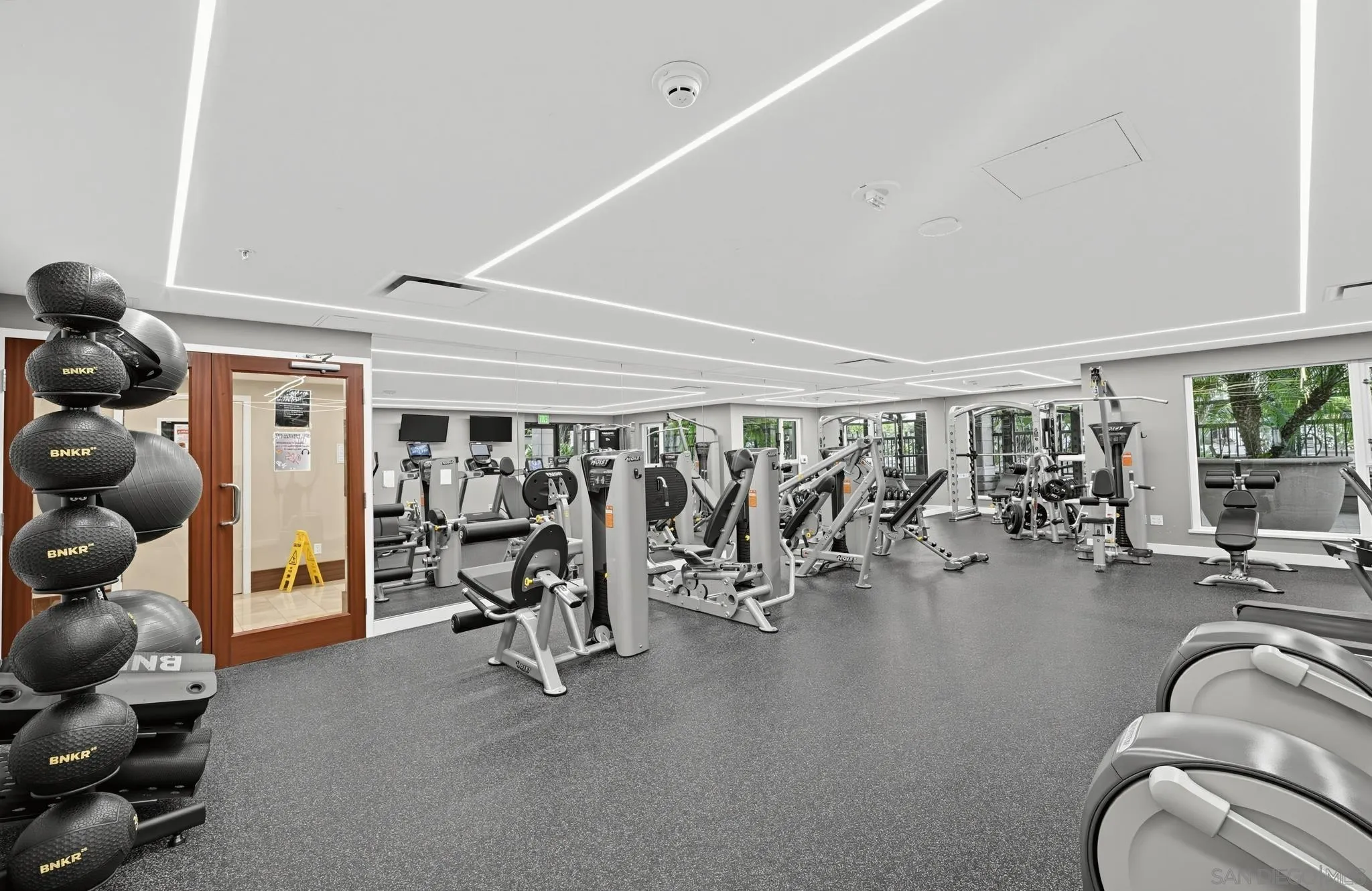 1199 Pacific Highway Unit 2802